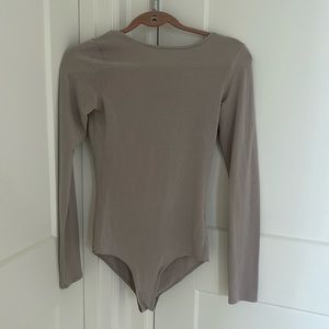 Aritzia Taupe Bodysuit Sz Small